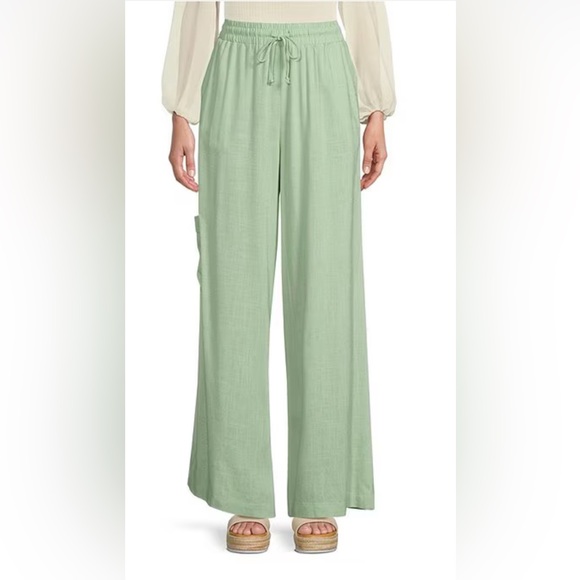 Pants - NWT Coco + Jamison linen wide leg cargo pants in teal green.
